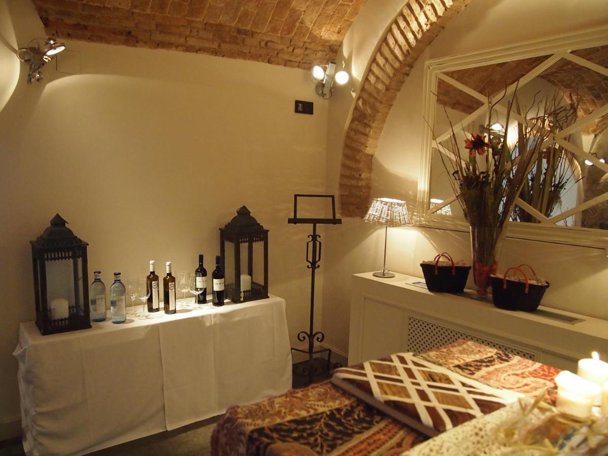 זאפרה Hotel Plaza Grande מראה חיצוני תמונה